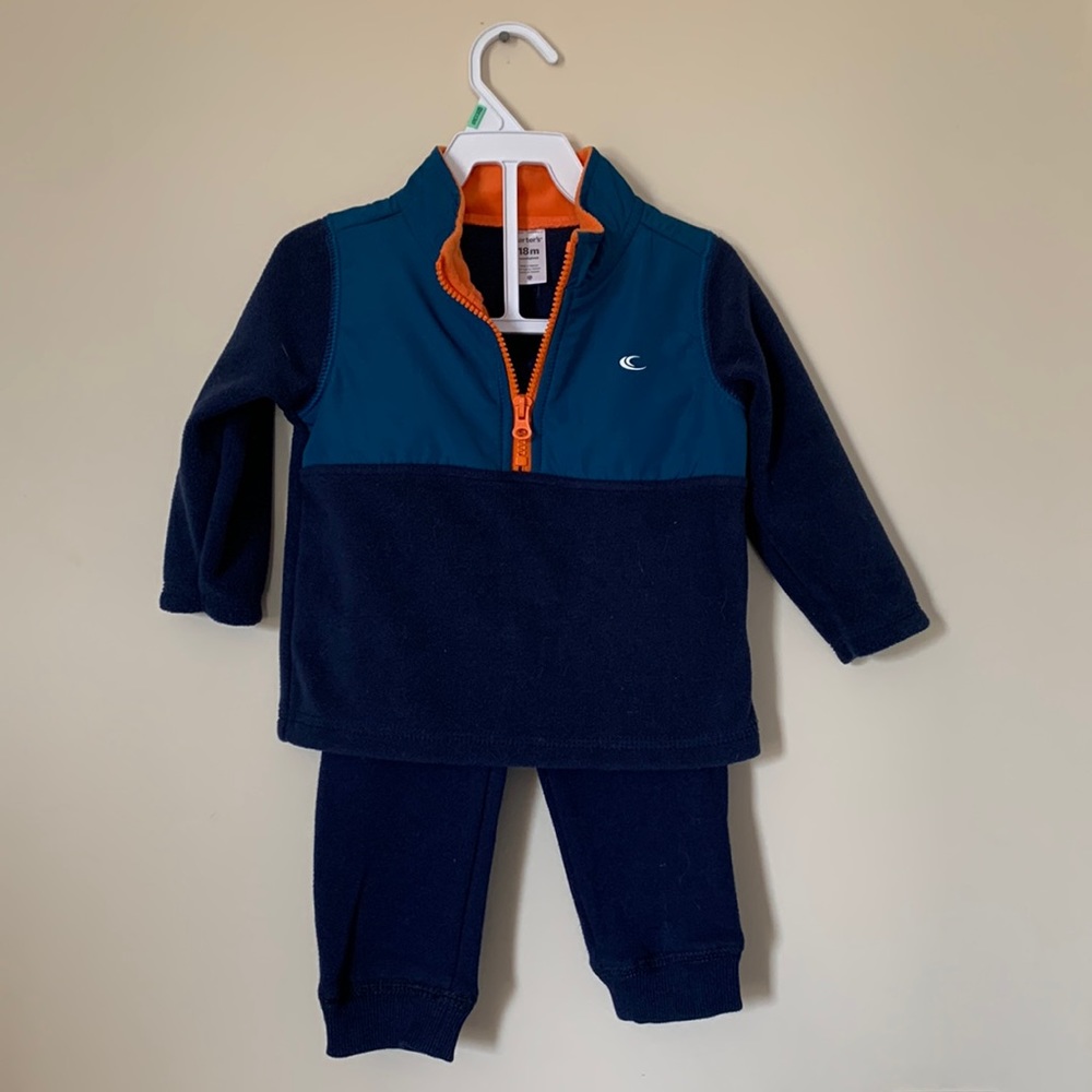 18 month Carter’s matching set